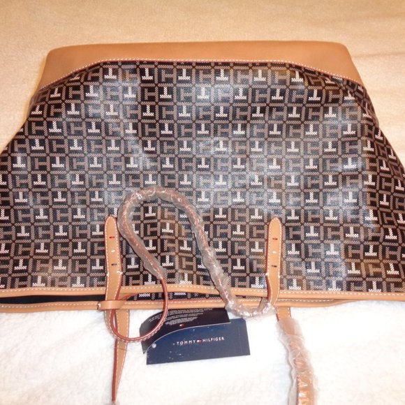 TOMMY Hilfiger Large Shopper Bag NWT - Picture 6 of 10
